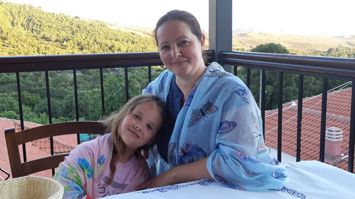 Elena, copil, zi de nastere